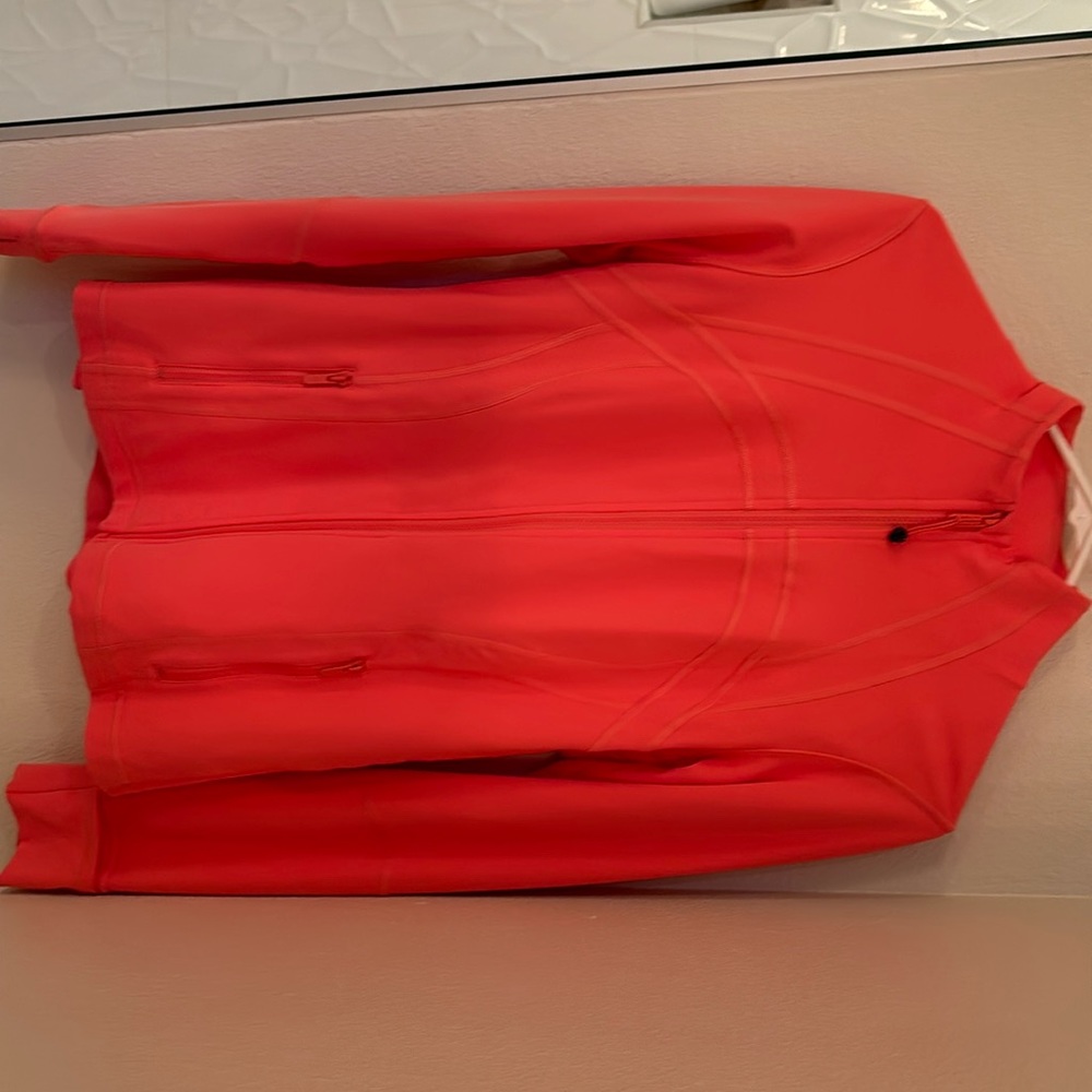Lululemon women’s jacket size 8 pink